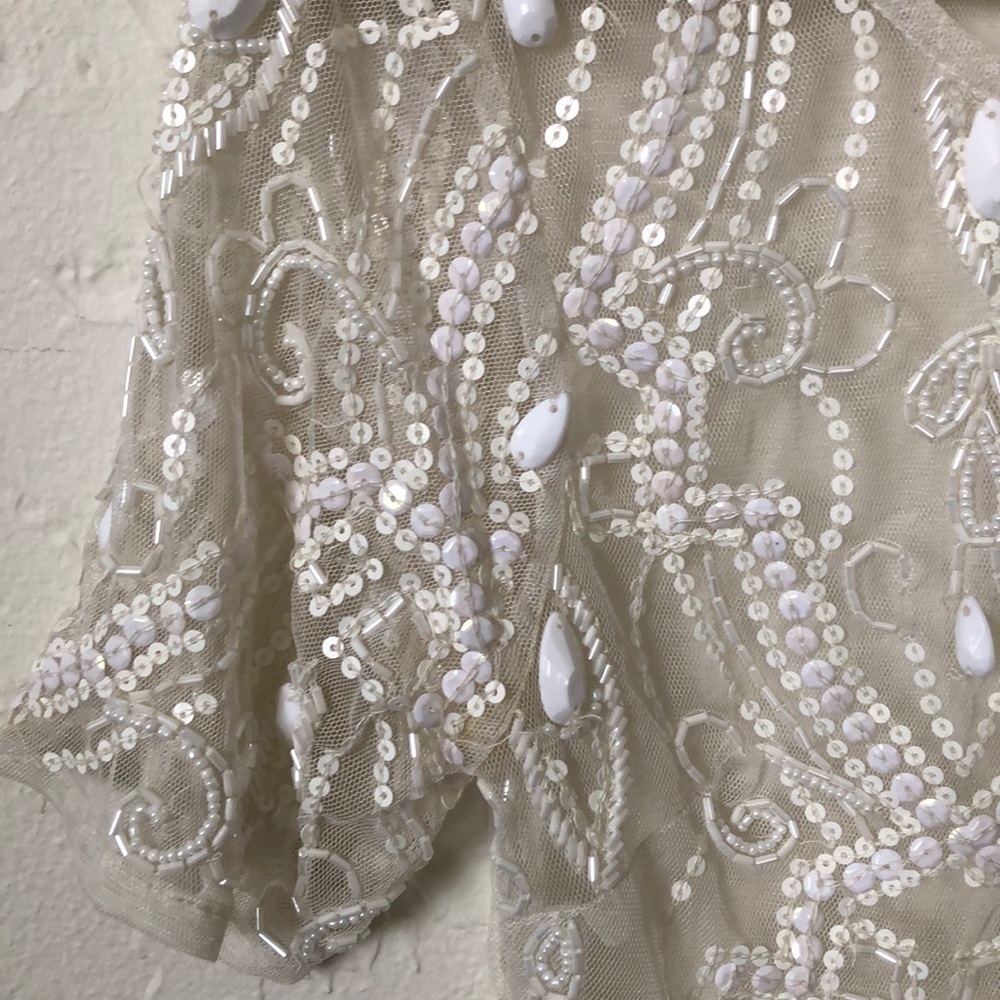 Beaded crop top - Picture 2 of 3